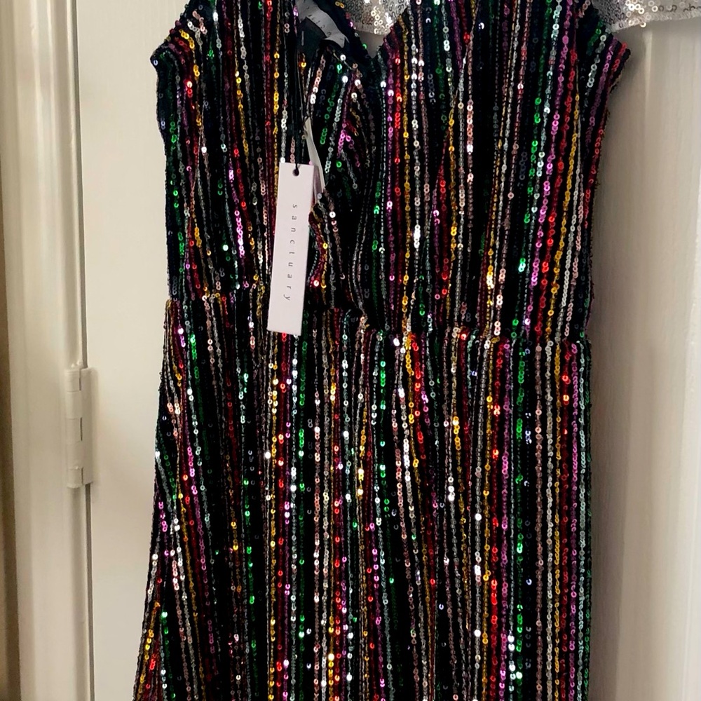 NWT Sanctuary Rainbow Sequin Mini Dress
Perfect for Holiday and Any Occasion
